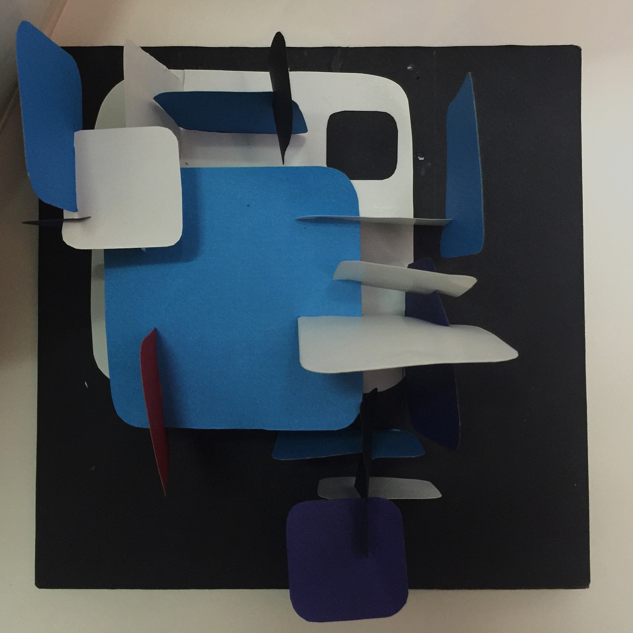 从平面到立体 探索构成作业的设计与制作之路